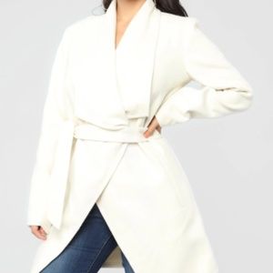 Fashion Nova Manhattan Coat - White (Size Small)